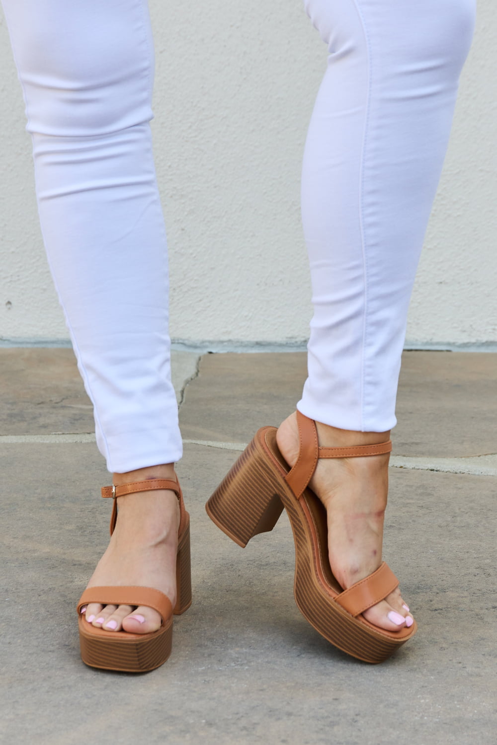 platform block heel sandals brown