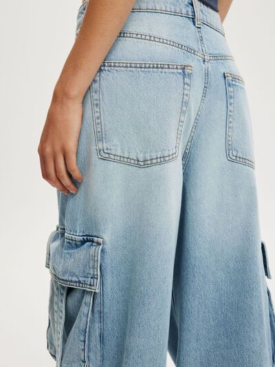 Wide Leg Cargo Jeans Women's​