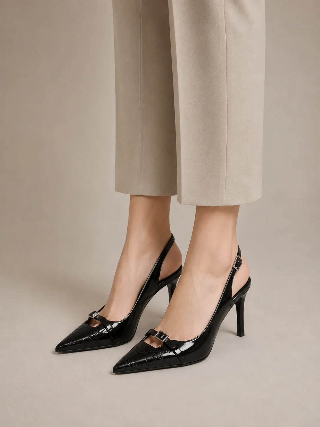 Pointed Toe Slingback Heels